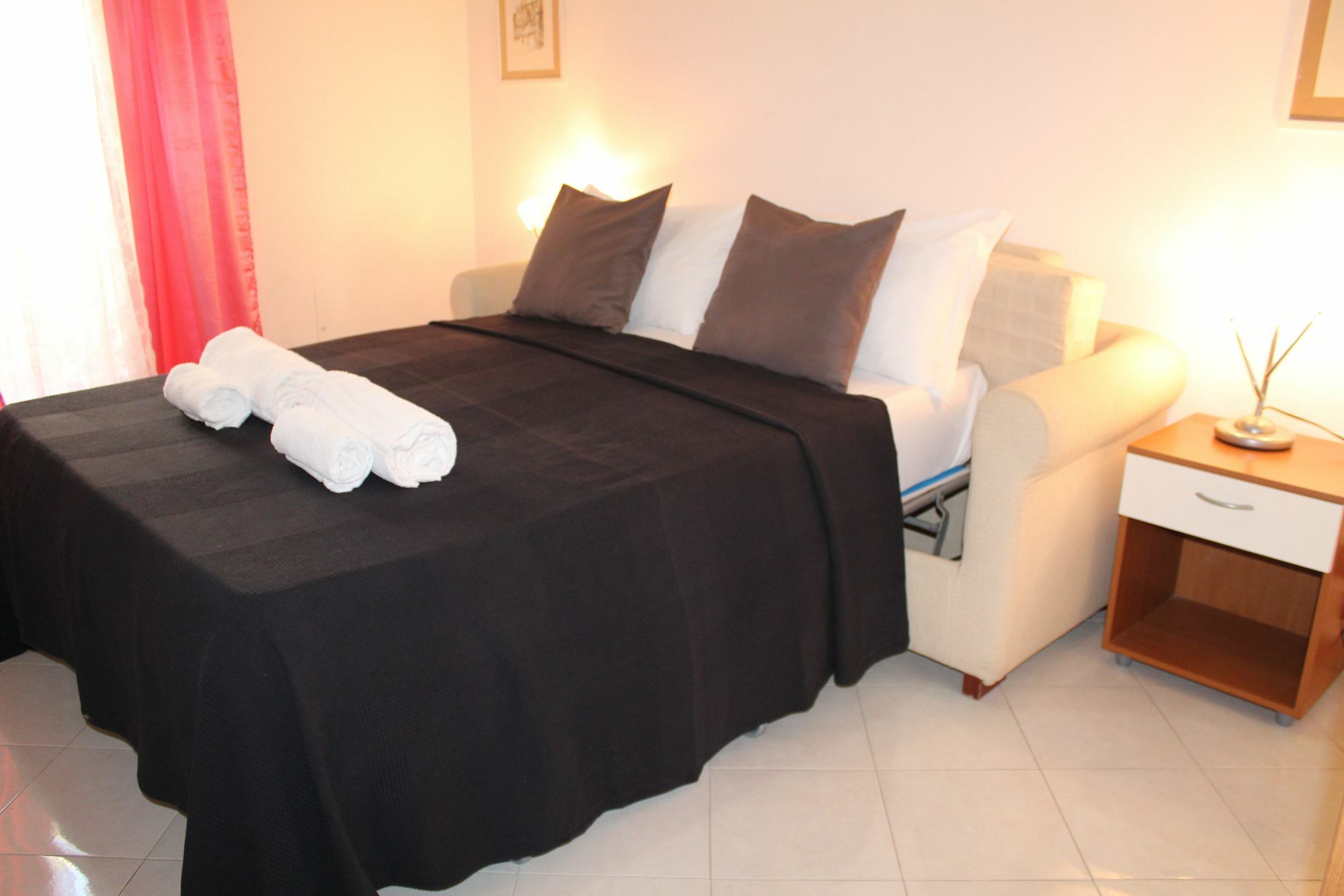 Suites Holiday Rooms Roma Esterno foto